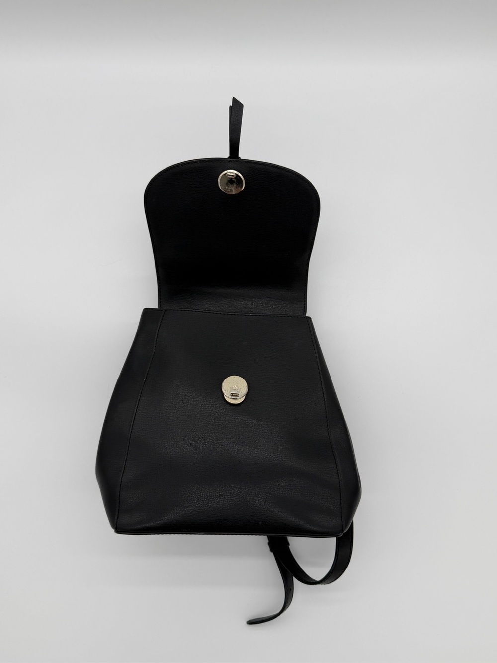 Kate Spade New York Chelsea Nylon Backpack Purse Bag Black Gold Hardware *** - Picture 8 of 11